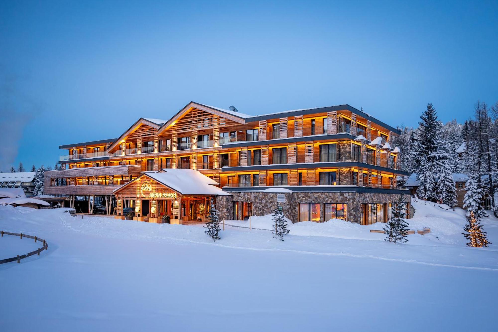 ホテル Alpin Peaks Turracher Hohe エクステリア 写真